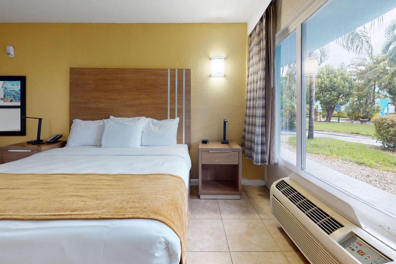 Rodeway Inn & Suites Fort Lauderdale Airport & Cruise Port Dania Beach Kültér fotó